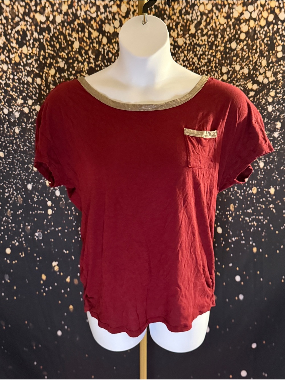 Old Navy Burgundy Short Sleeve Tee with Gold Trim